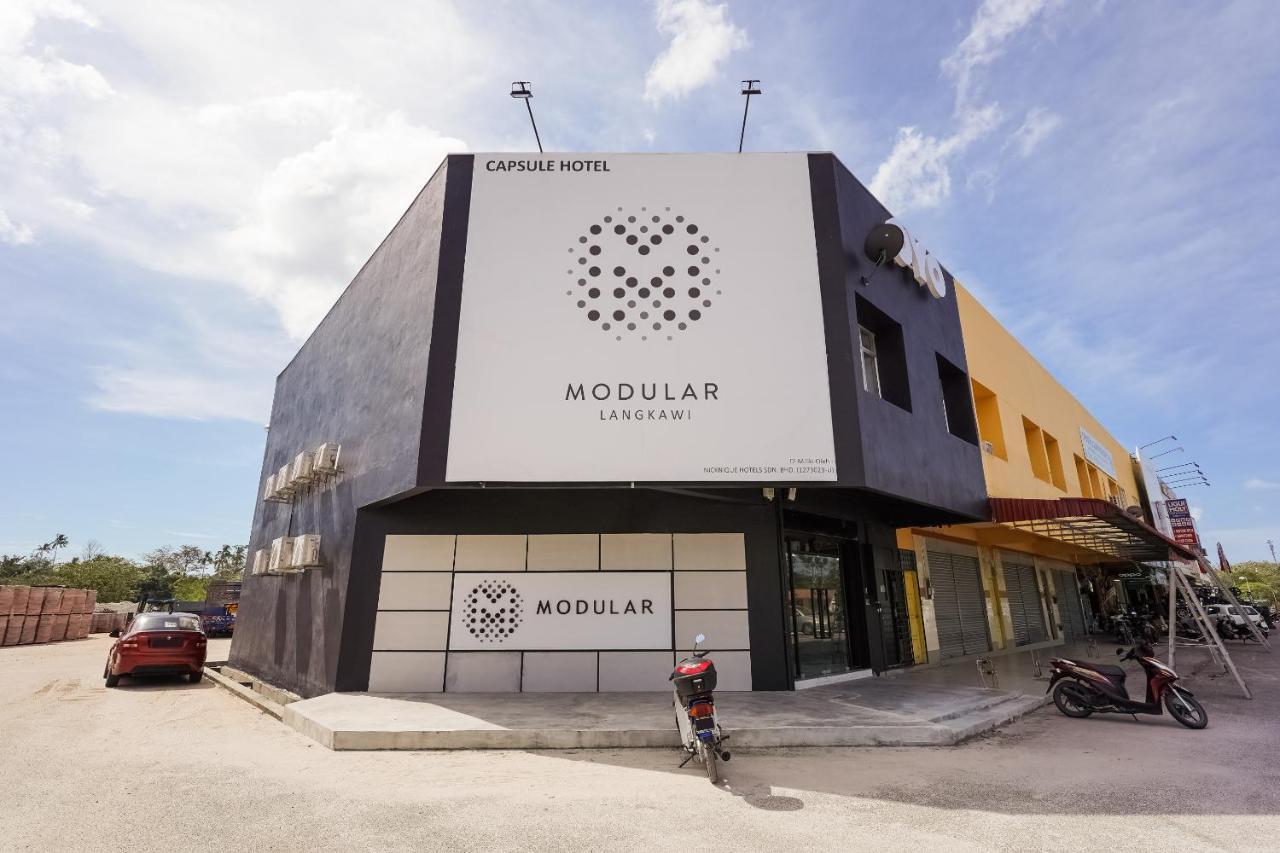 Oyo 89635 Modular Langkawi Capsule Hotel Padang Mat Sirat Exteriér fotografie